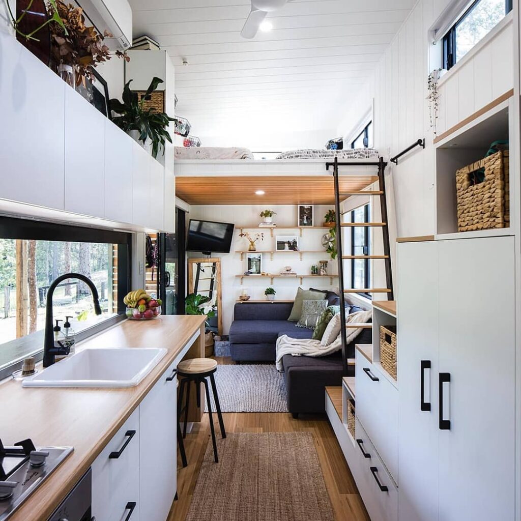 tiny-house-life